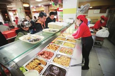 食字路口嚴把關 山東各地整治食品安全，守護“舌尖安全”